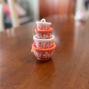 Pink Plastic Pyrex Bowl Set Ornament NEW